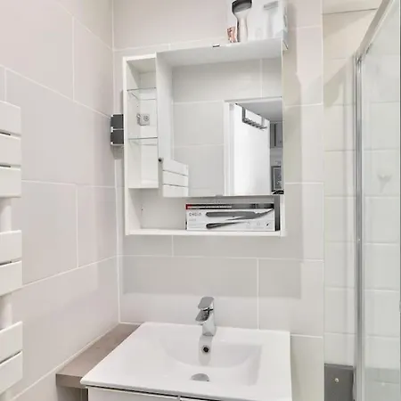Apartment Stunning 1br Flat Near Montmartre Paris